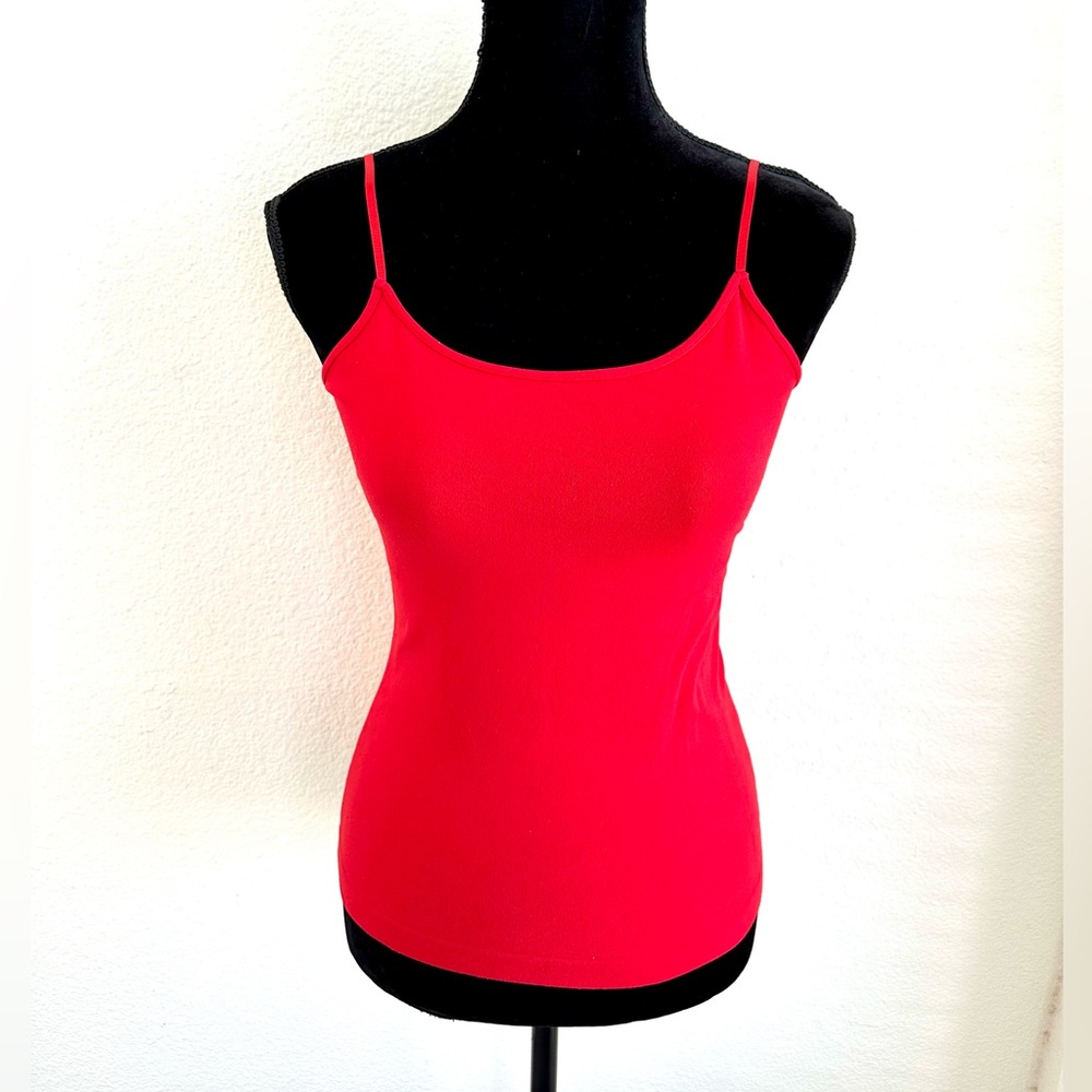 WETSEAL SEAMLESS CAMI - Picture 6 of 6